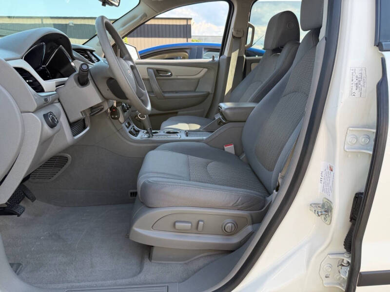 2015 Chevrolet Traverse LS