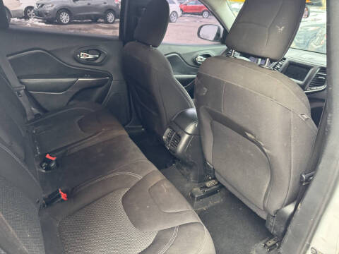 2019 Jeep Cherokee Latitude