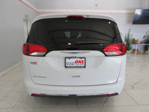 2018 Chrysler Pacifica Touring L Plus