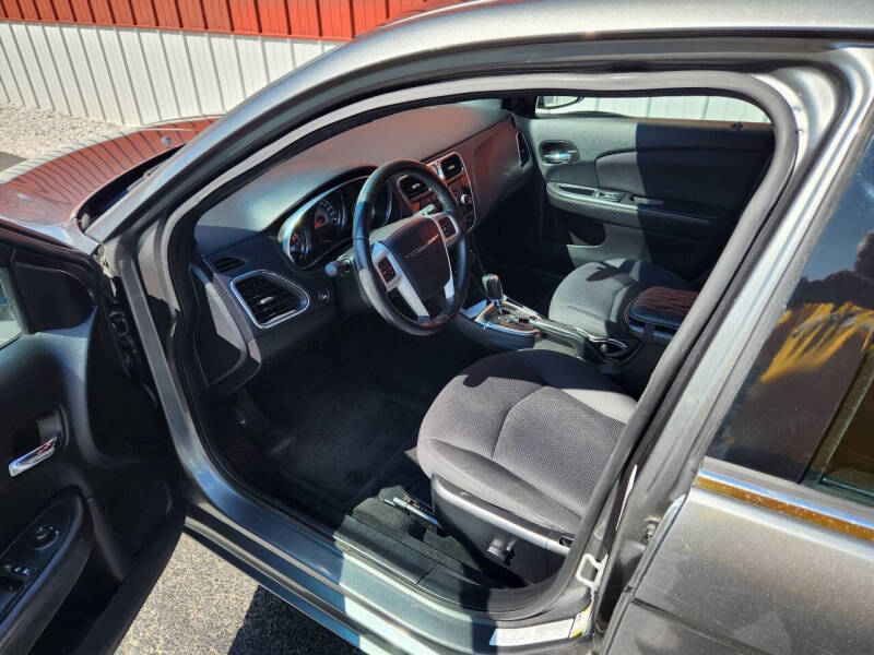 2013 Chrysler 200 Touring