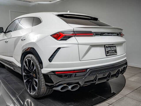 2022 Lamborghini Urus