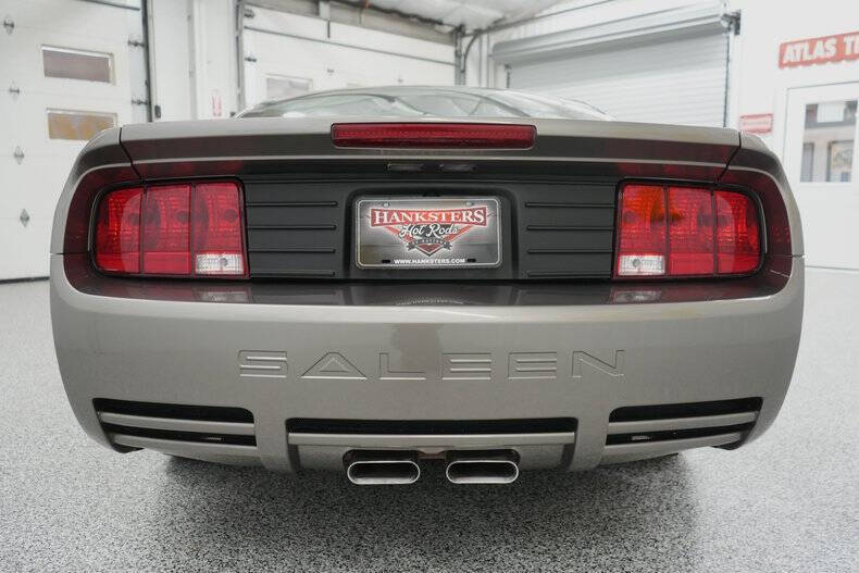2005 Ford Mustang