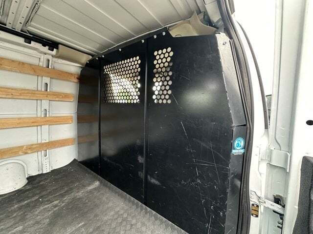 2022 GMC Savana 2500