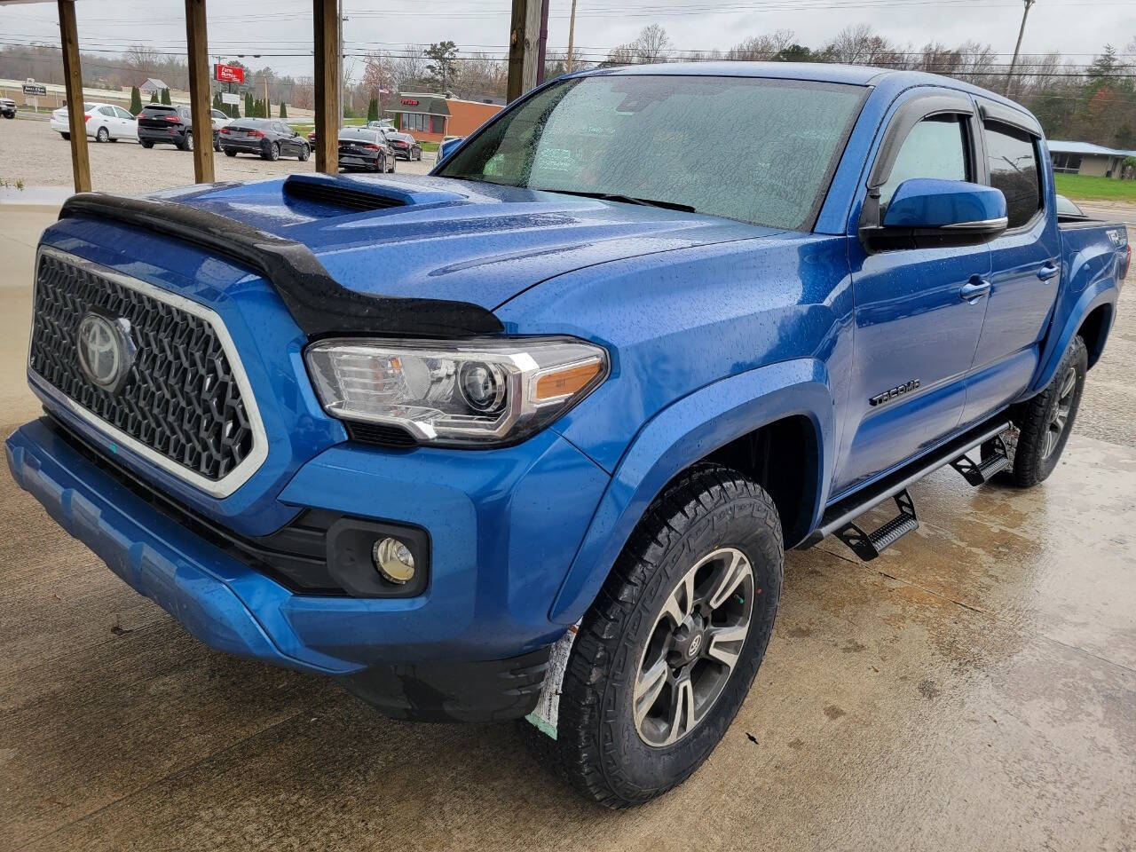 2018 Toyota Tacoma for sale at COOPER AUTO SALES in ONEIDA, TN