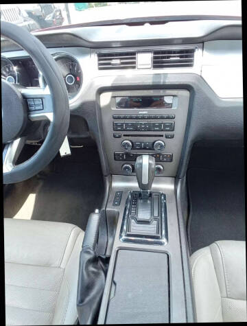 2014 Ford Mustang V6 Premium