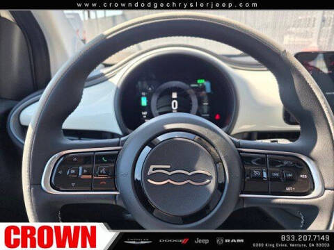 2025 FIAT 500e Giorgio Armani