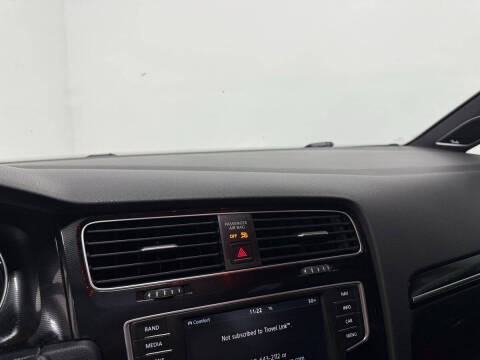 2017 Volkswagen Golf GTI