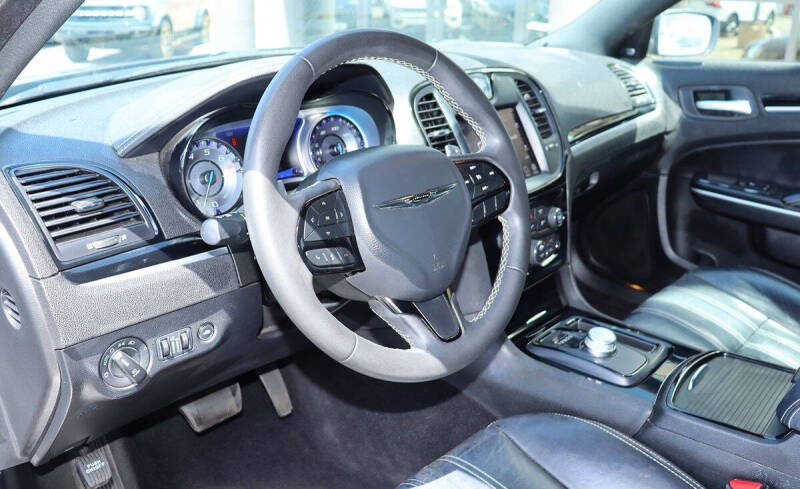 2022 Chrysler 300 S V6