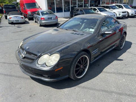 2005 Mercedes-Benz SL-Class for sale at APX Auto Brokers in Edmonds WA