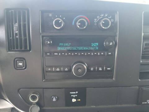 2017 GMC Savana 2500