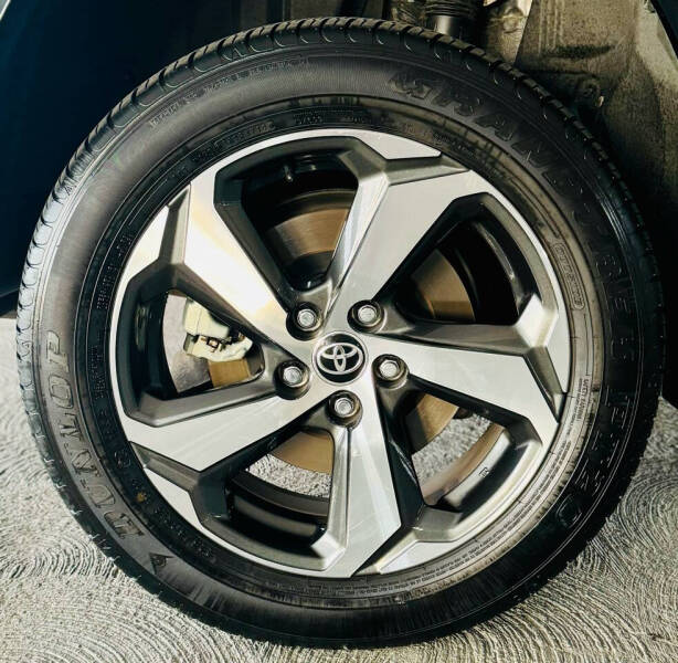 2023 Toyota RAV4 Prime SE