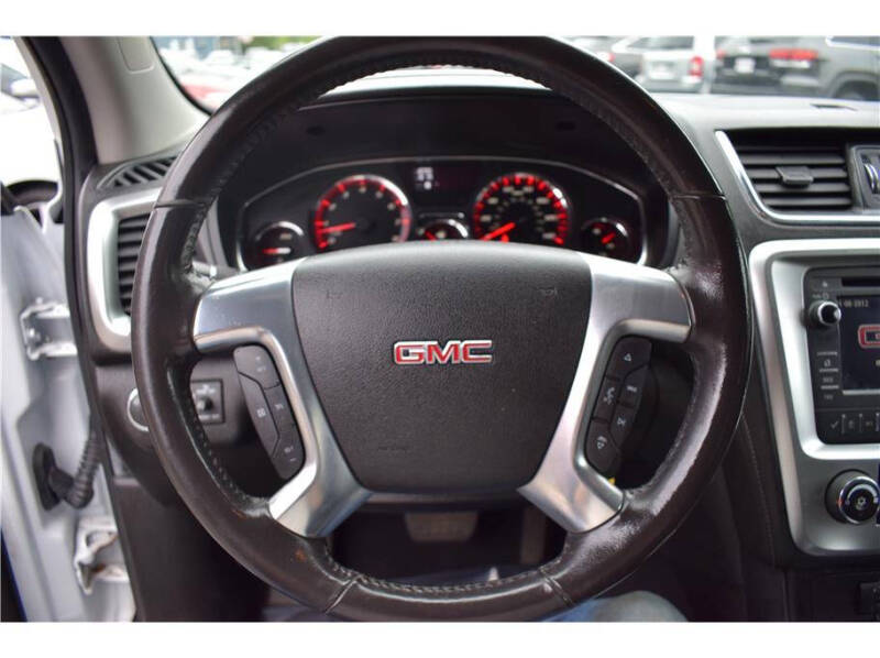 2016 GMC Acadia SLE-2