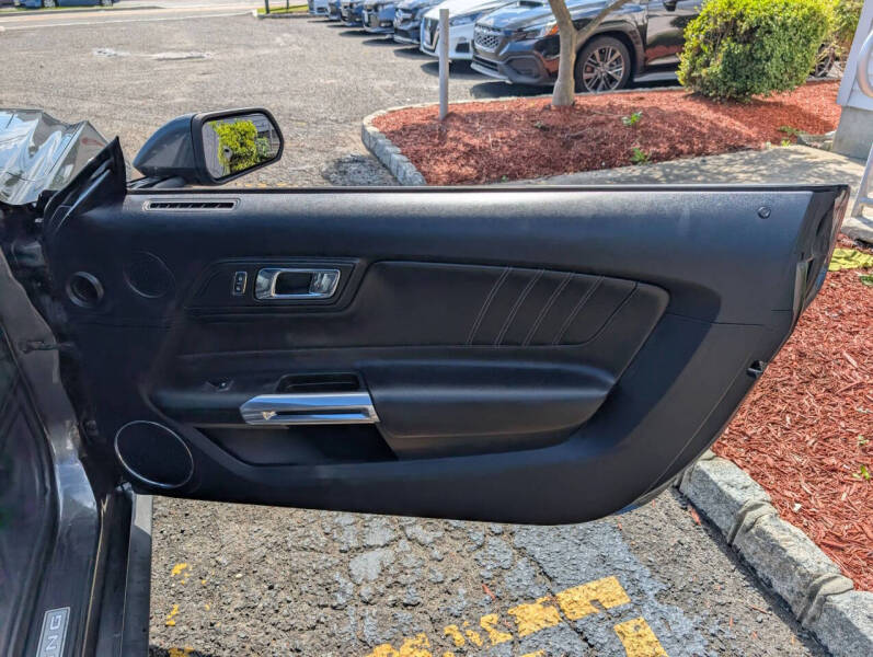 2015 Ford Mustang EcoBoost Premium