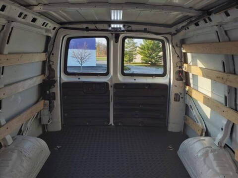 2022 GMC Savana 2500