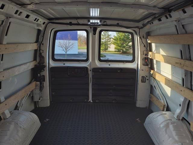 2022 GMC Savana 2500