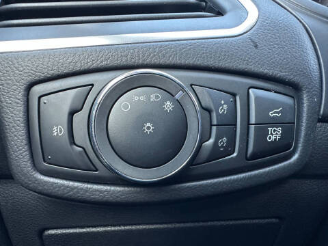 2024 Ford Edge Titanium