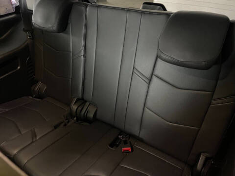 2017 Cadillac Escalade Luxury