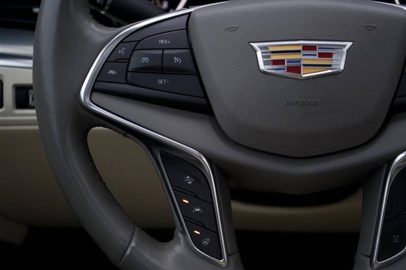 2018 Cadillac XT5 Luxury