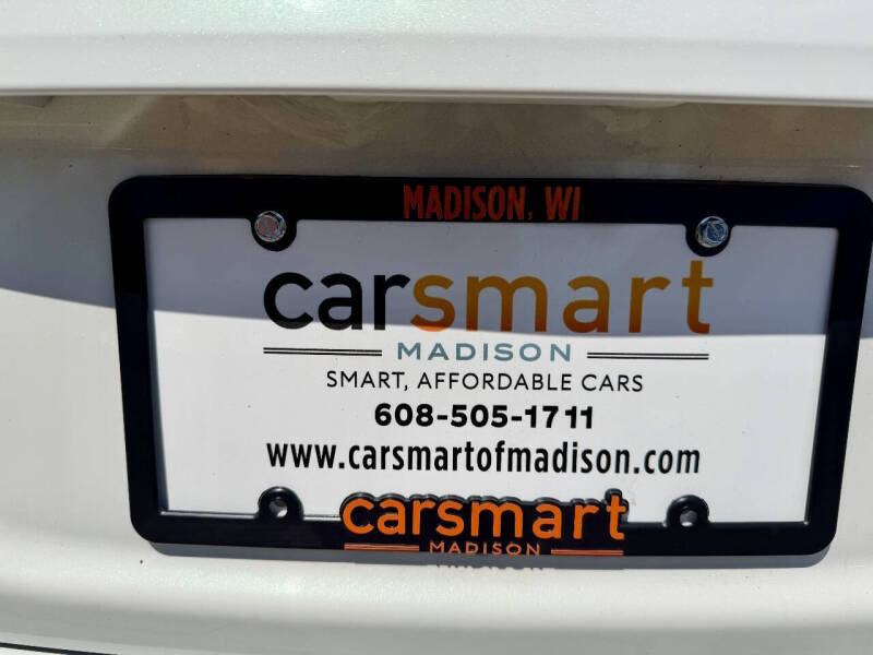 2016 Toyota Prius c One