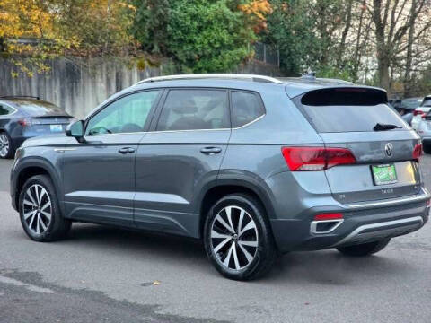 2023 Volkswagen Taos SE 4Motion