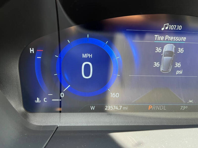 2022 Ford Escape Titanium