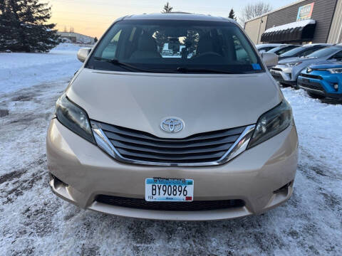 2012 Toyota Sienna LE Mobility 7-Passenger