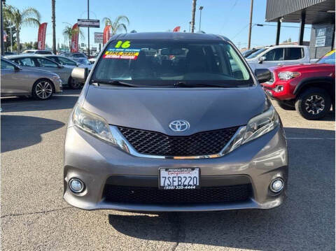 2016 Toyota Sienna
