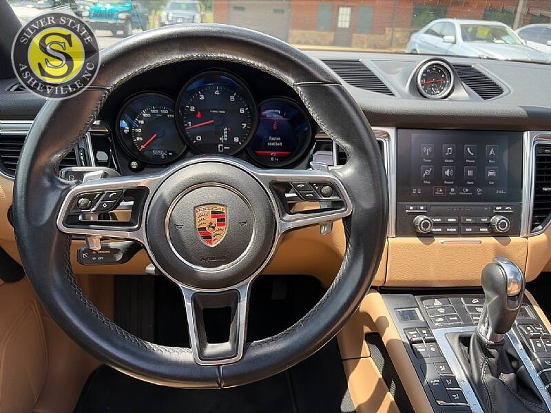 2017 Porsche Macan
