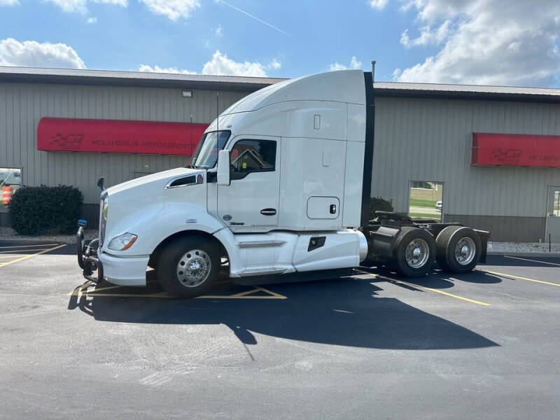 2018 Kenworth T680 SLEEPER