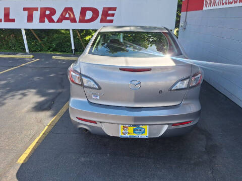 2013 Mazda MAZDA3 i SV