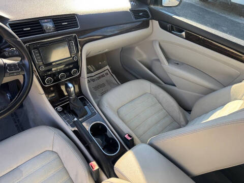 2014 Volkswagen Passat 2.0L TDI SEL Premium