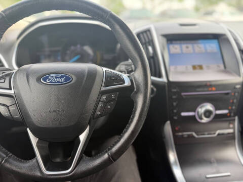 2019 Ford Edge Titanium