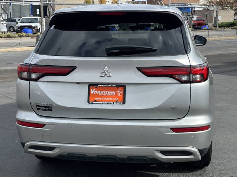 2022 Mitsubishi Outlander SE