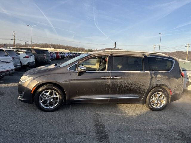 2017 Chrysler Pacifica for sale at Mid-State Pre-Owned in Beckley, WV