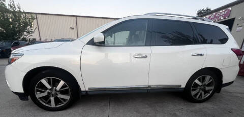 2013 Nissan Pathfinder Platinum