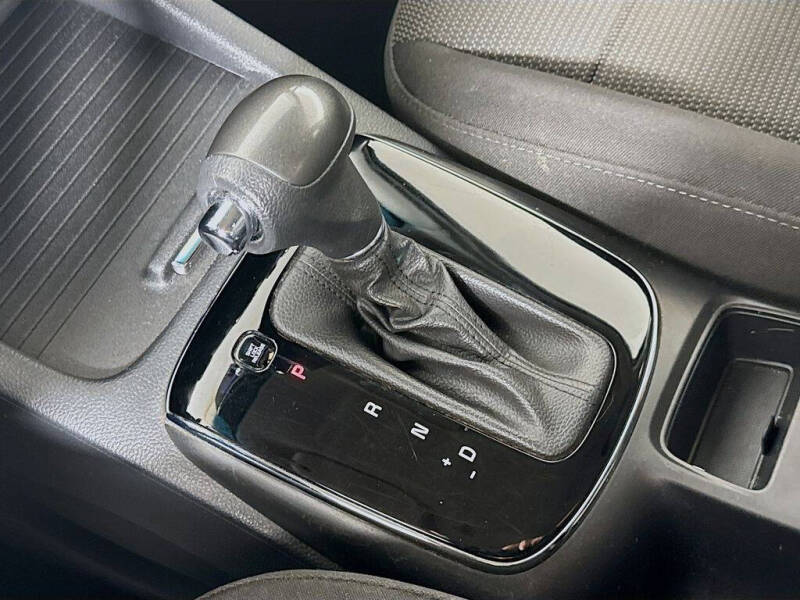 2017 Kia Forte5 LX