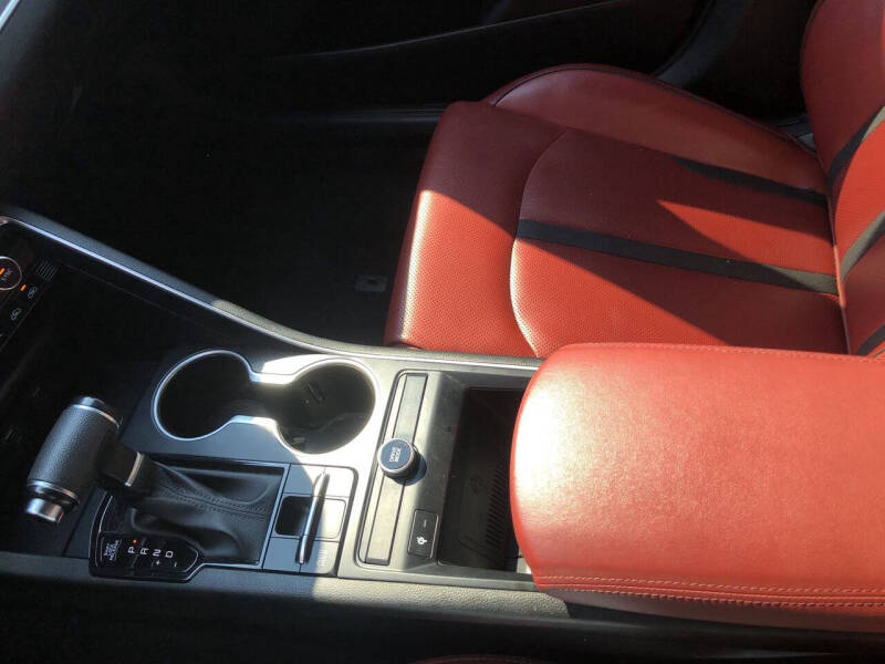 2023 Kia K5