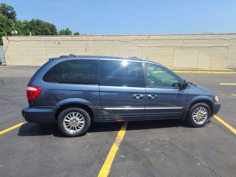 2002 Chrysler Town and Country for sale at Cumberland Used Auto Parts in Marietta GA