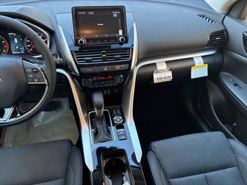 2026 Mitsubishi Eclipse Cross SE