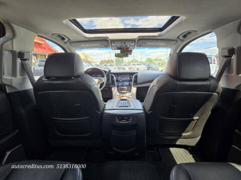 2017 Cadillac Escalade Luxury