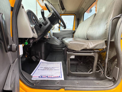 2017 International DuraStar 4300