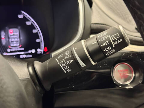 2025 Acura MDX w/Tech