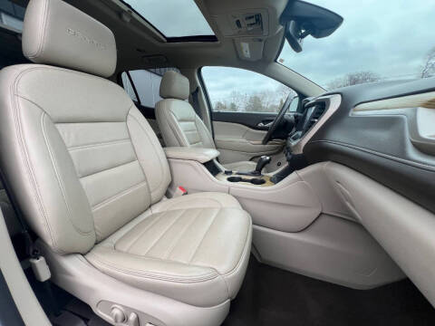 2017 GMC Acadia Denali