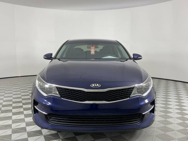 Used 2018 Kia Optima LX with VIN 5XXGT4L32JG207489 for sale in Peoria, AZ