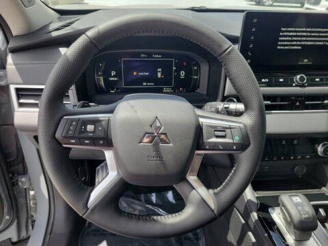 2026 Mitsubishi Outlander SEL