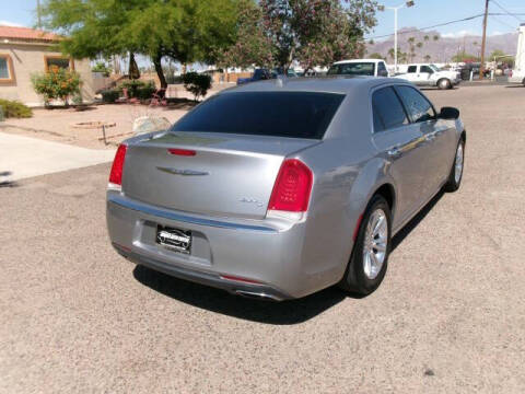 2016 Chrysler 300 C