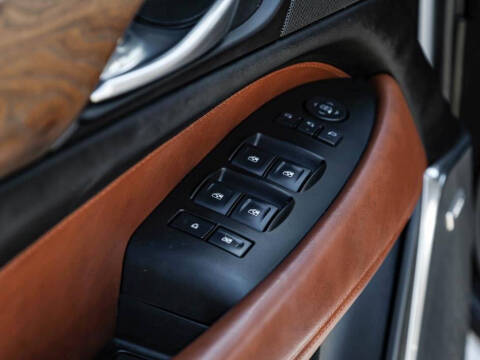 2016 Cadillac Escalade ESV Luxury Collection