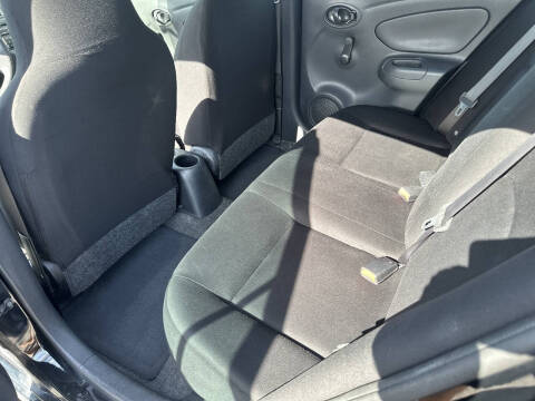 2014 Nissan Versa 1.6 S