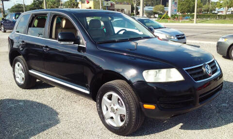 2005 Volkswagen Touareg for sale at Pinellas Auto Brokers in Saint Petersburg FL