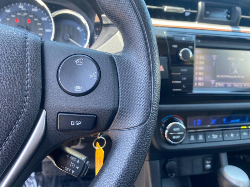 2016 Toyota Corolla LE